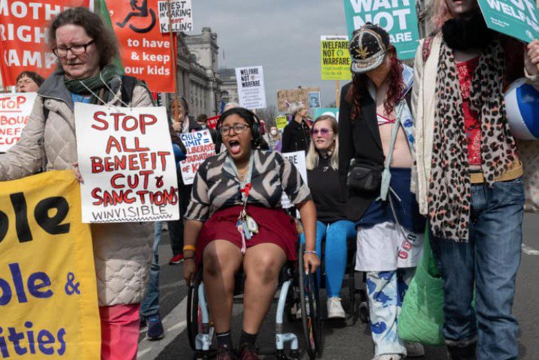 Socialist Worker | G Smallman