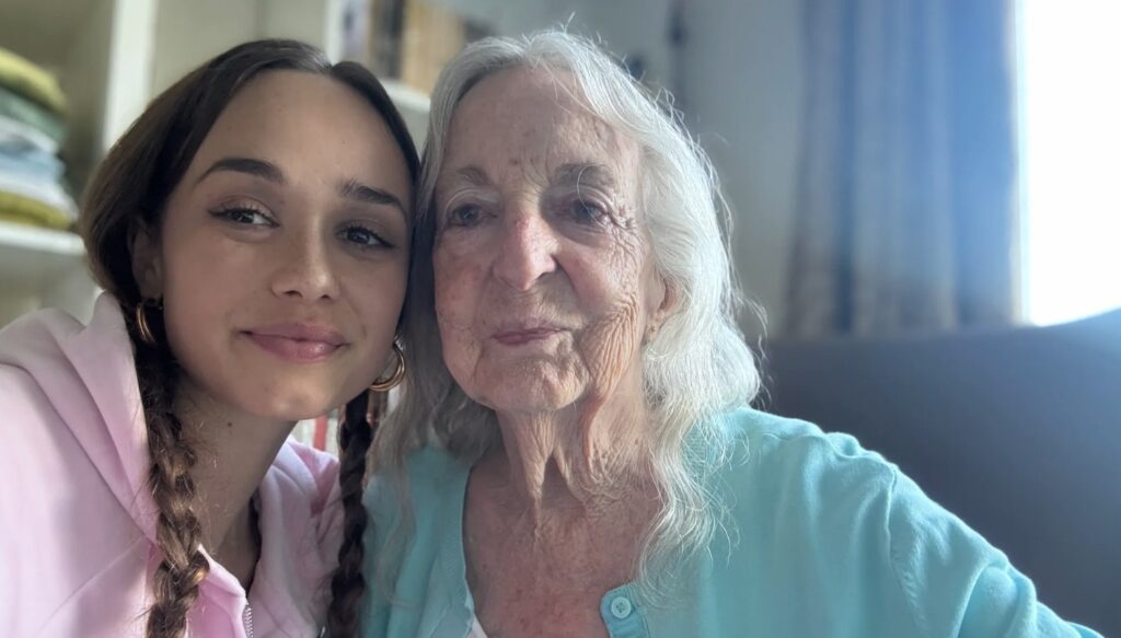 Big Issue | R Williams